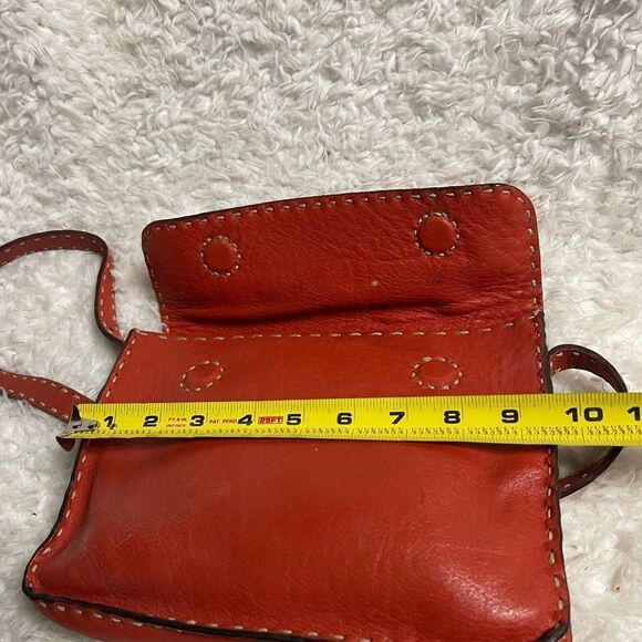 Johnny Farah New York Leather Red small shoulder bag Stitching accent. - Picture 10 of 14
